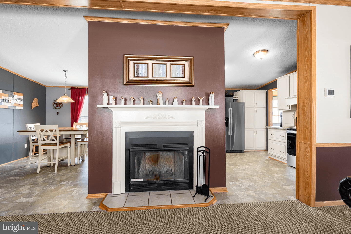 53 Queen Eleanor Drive photo 9