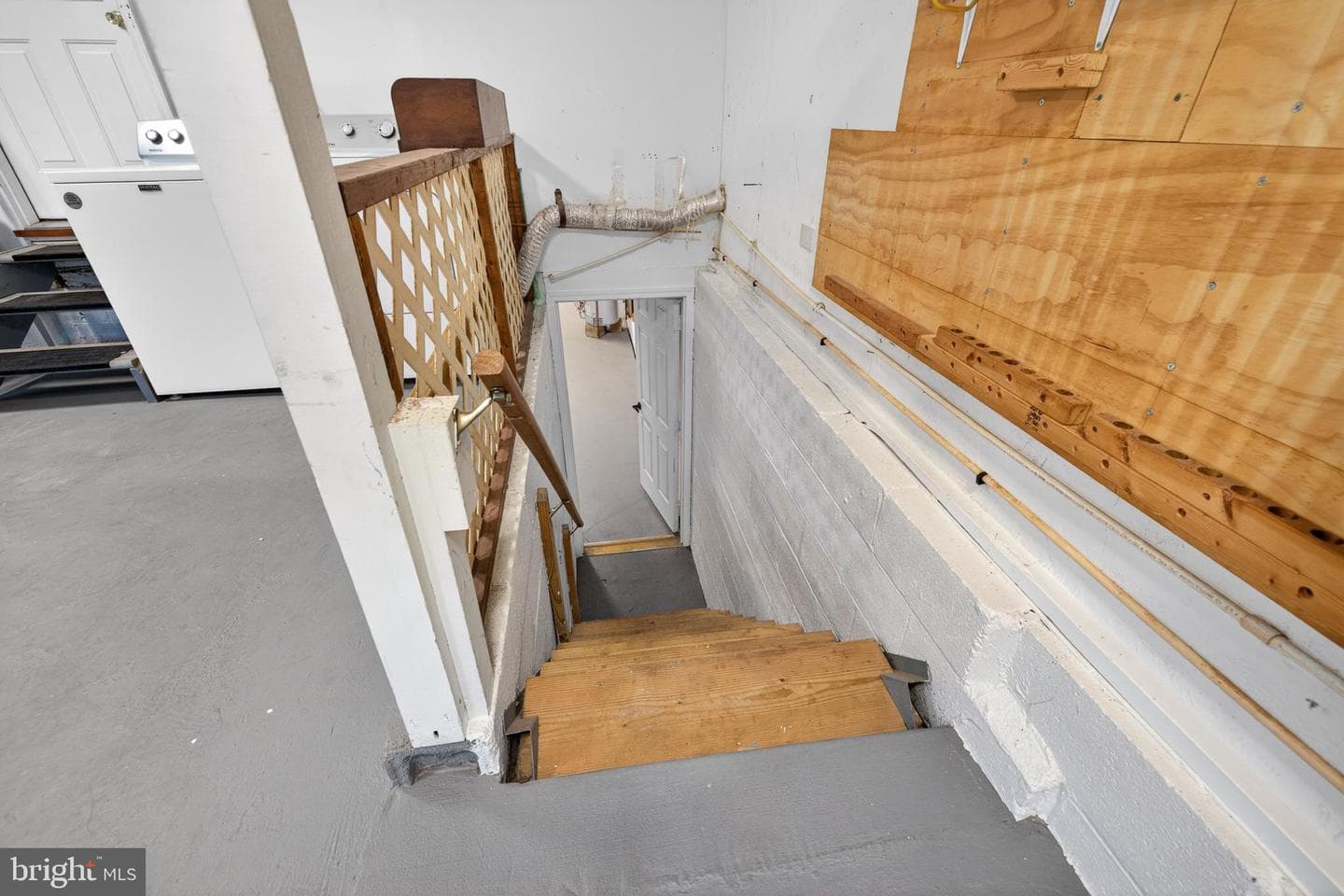 105 Brantwood Drive photo 32
