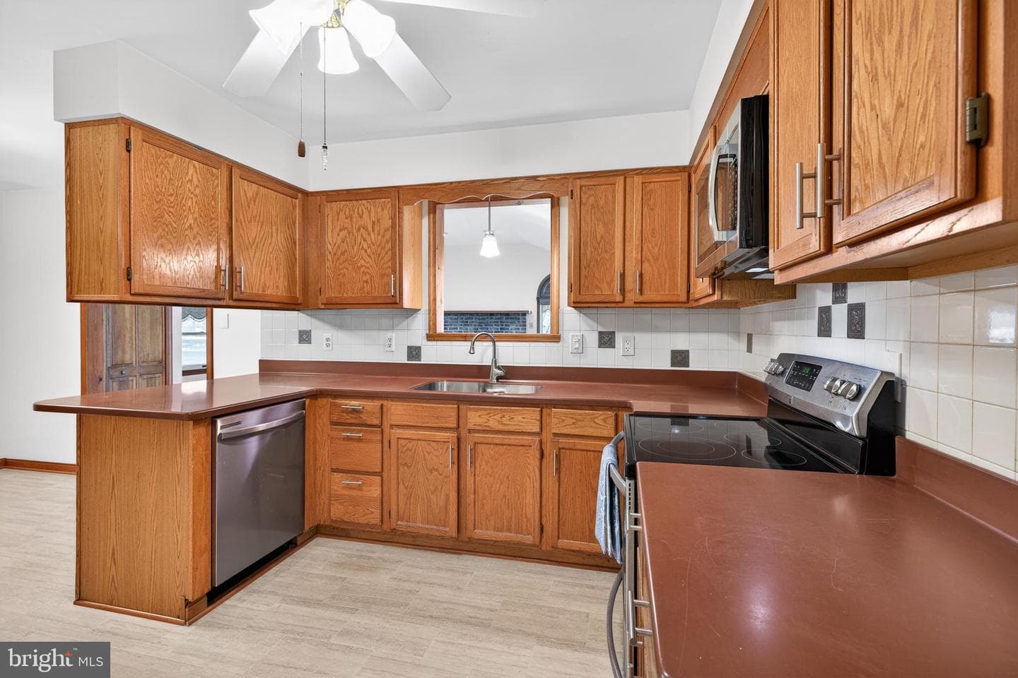 105 Brantwood Drive photo 6