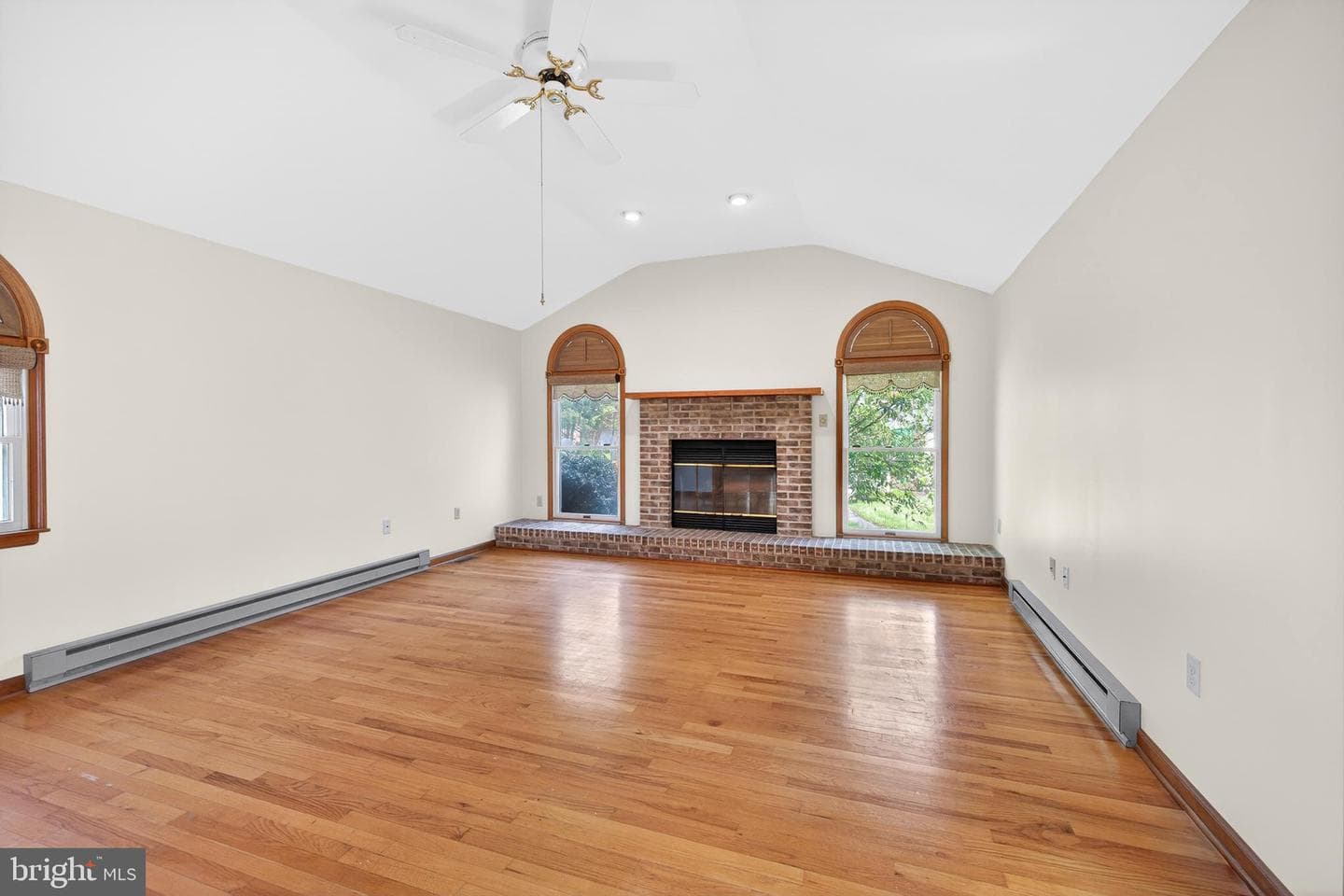 105 Brantwood Drive photo 9