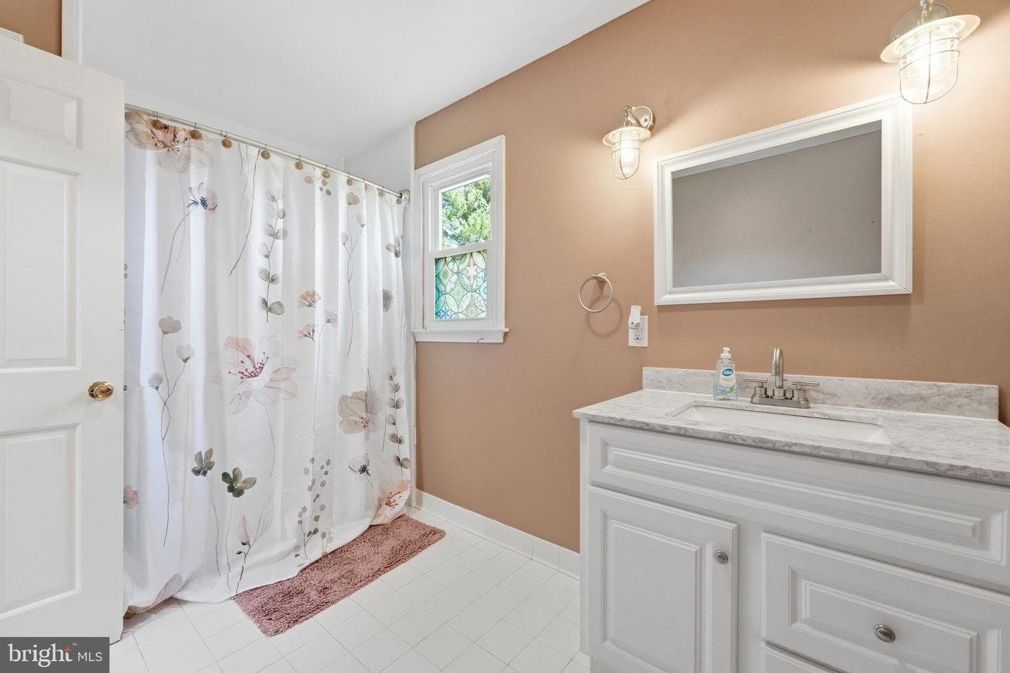 18 E Brook Knoll Road photo 40