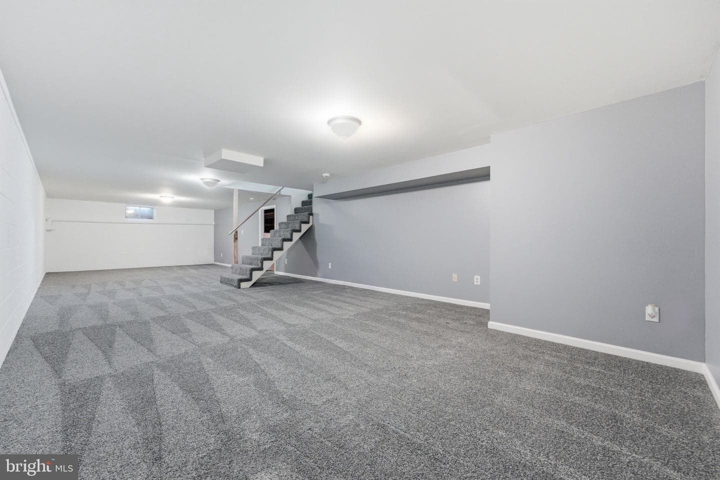 18 E Brook Knoll Road photo 41