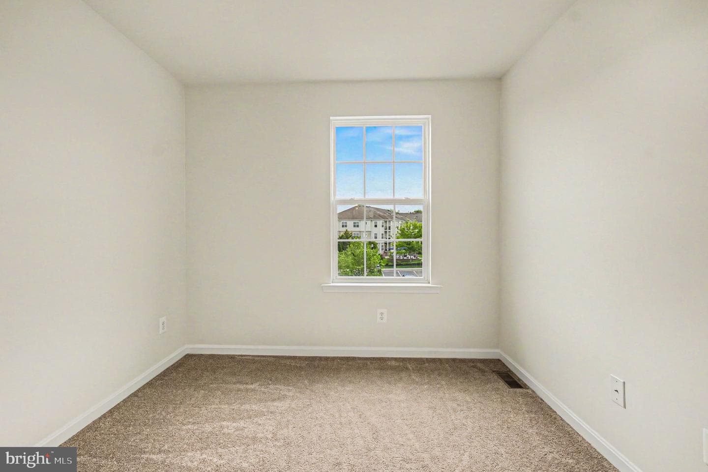 414 Charlestown Crossing Boulevard photo 27