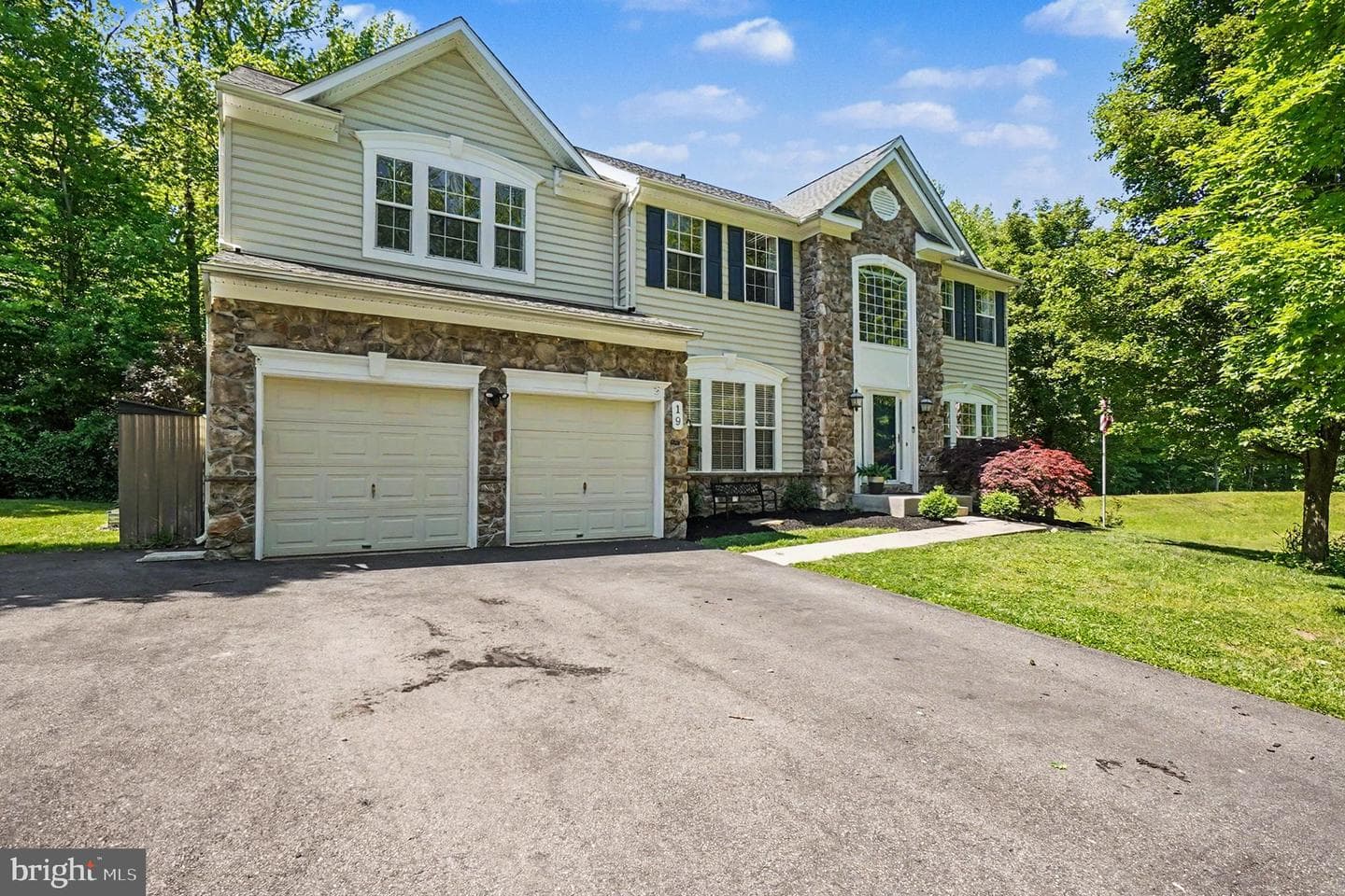 19 Crescent Links Drive photo 2