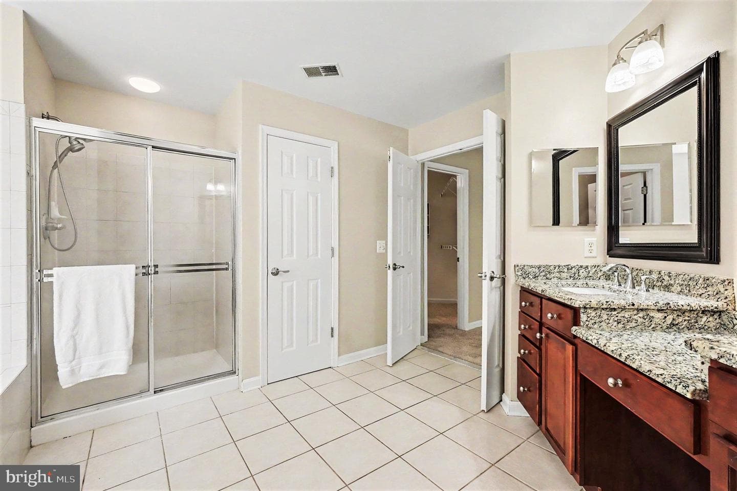19 Crescent Links Drive photo 36