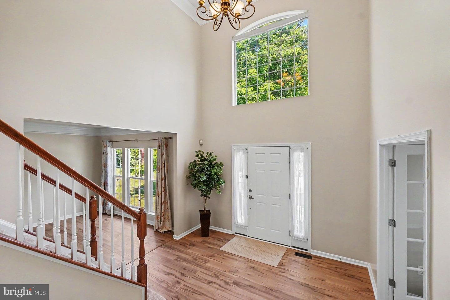 19 Crescent Links Drive photo 4