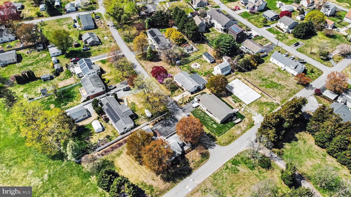 112 Midway Drive photo 38