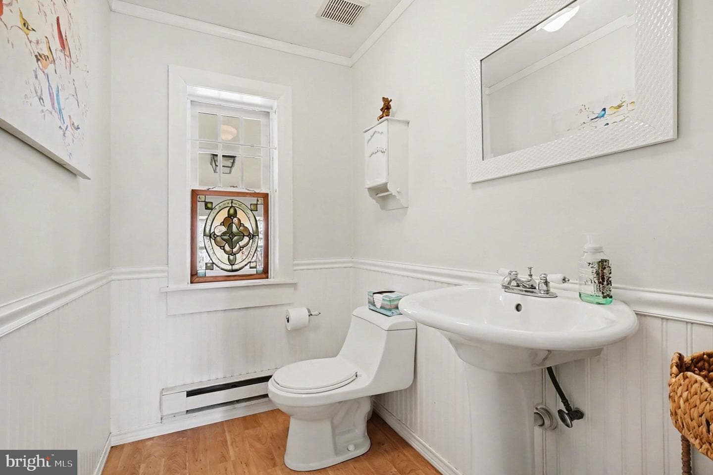 119 E Cecil Avenue photo 10