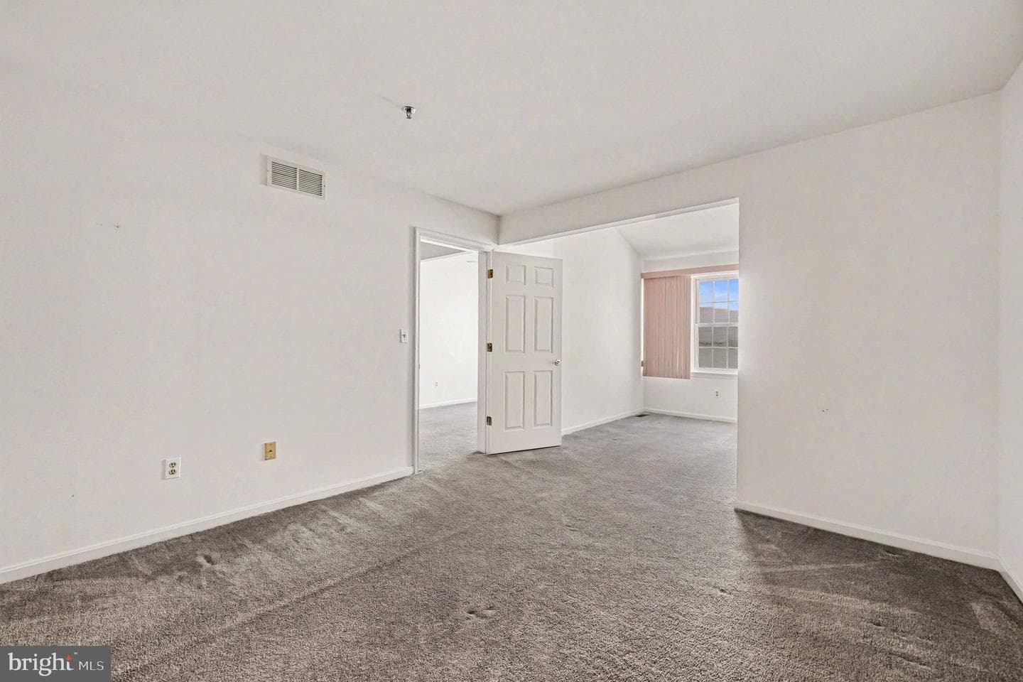 8 Owens Landing Court photo 17
