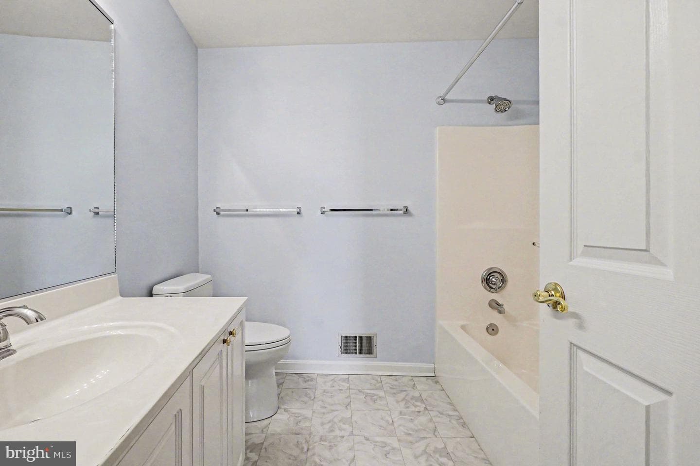 8 Owens Landing Court photo 18
