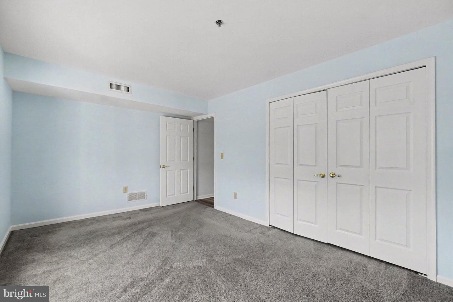 8 Owens Landing Court photo 9