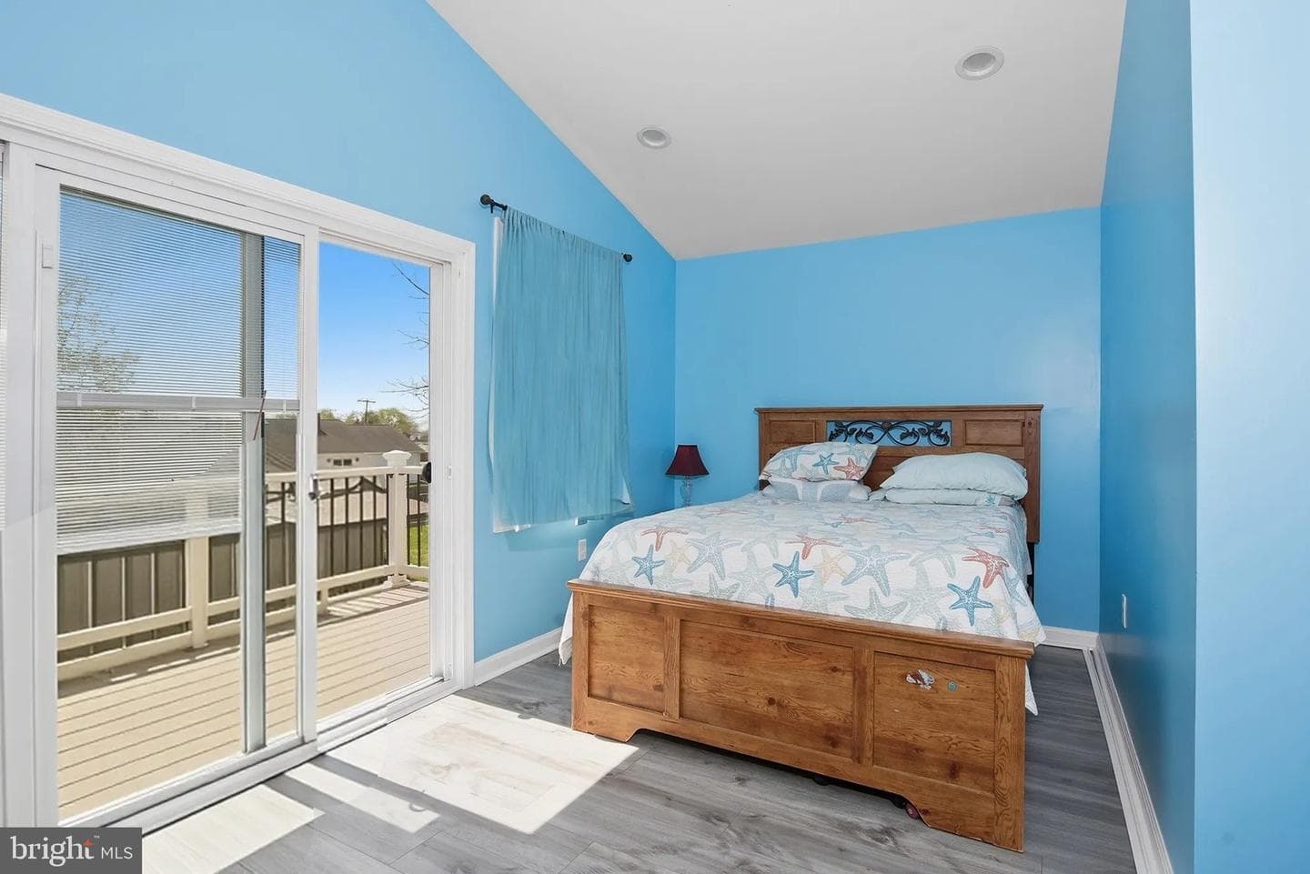 14 W Walnut Street photo 18