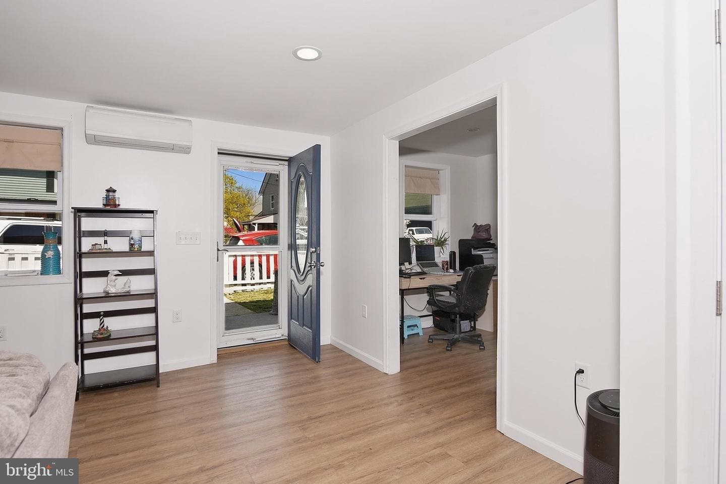 14 W Walnut Street photo 7