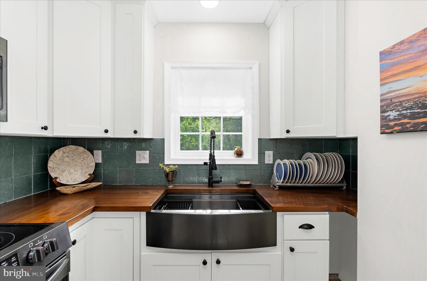 8 Anglewood Avenue photo 11