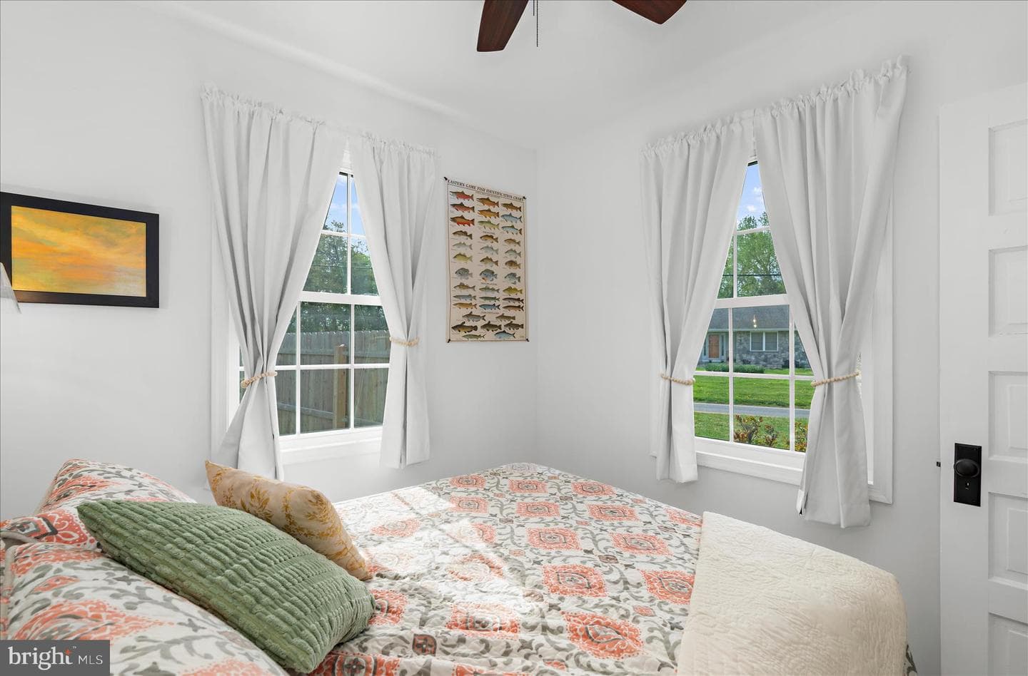 8 Anglewood Avenue photo 25