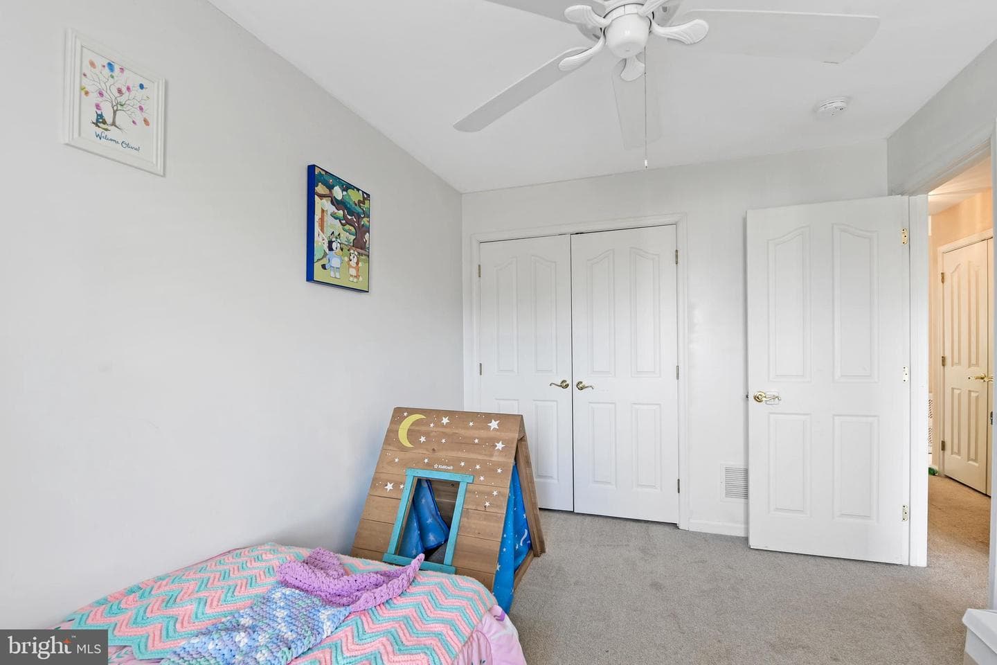 106 Cove Point Way photo 15