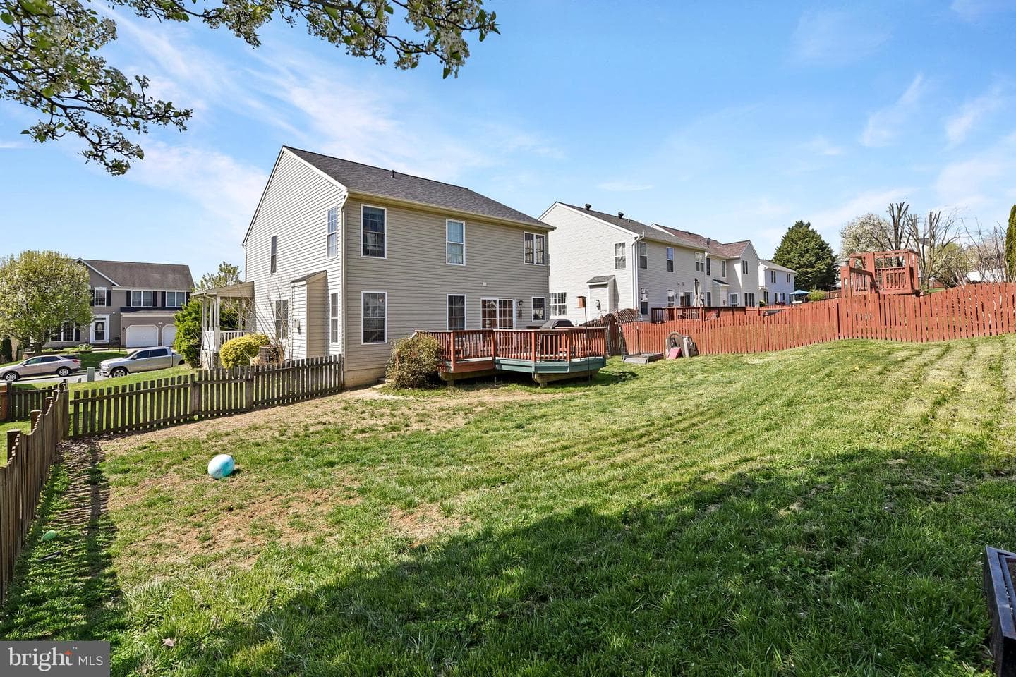 106 Cove Point Way photo 32