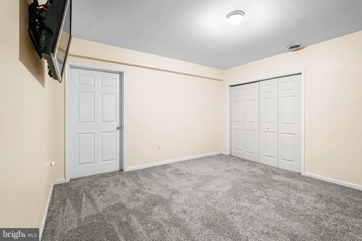 64 Barnett Drive photo 23