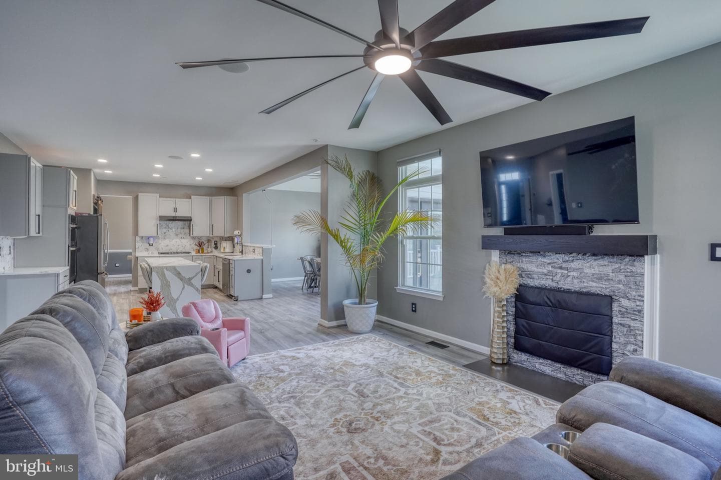 204 Magnolia Drive photo 12