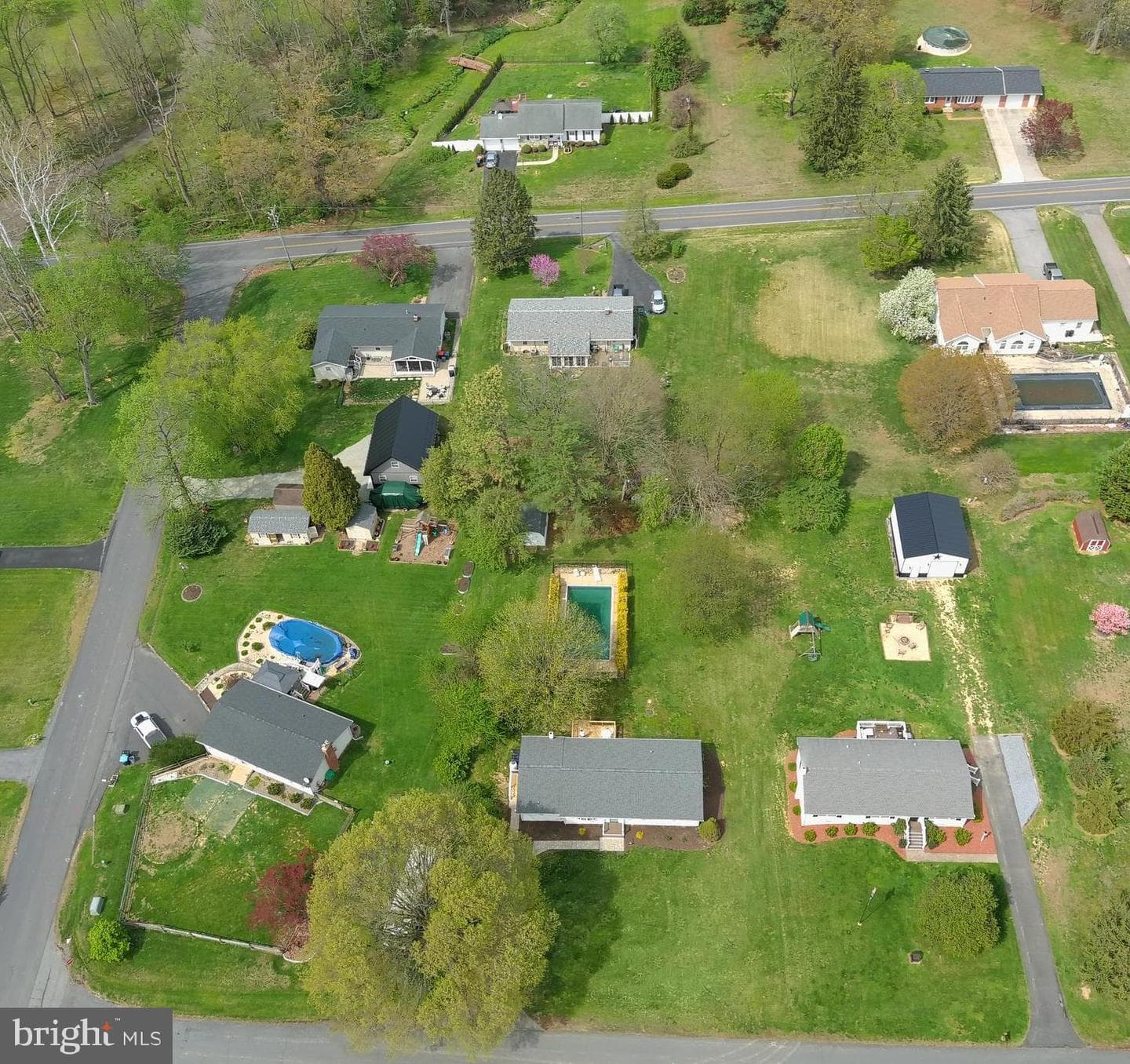 17 Foxtail Drive photo 24