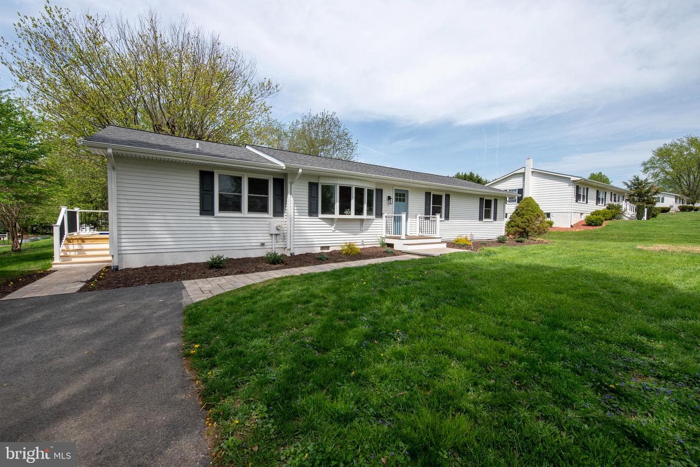 17 Foxtail Drive photo 30