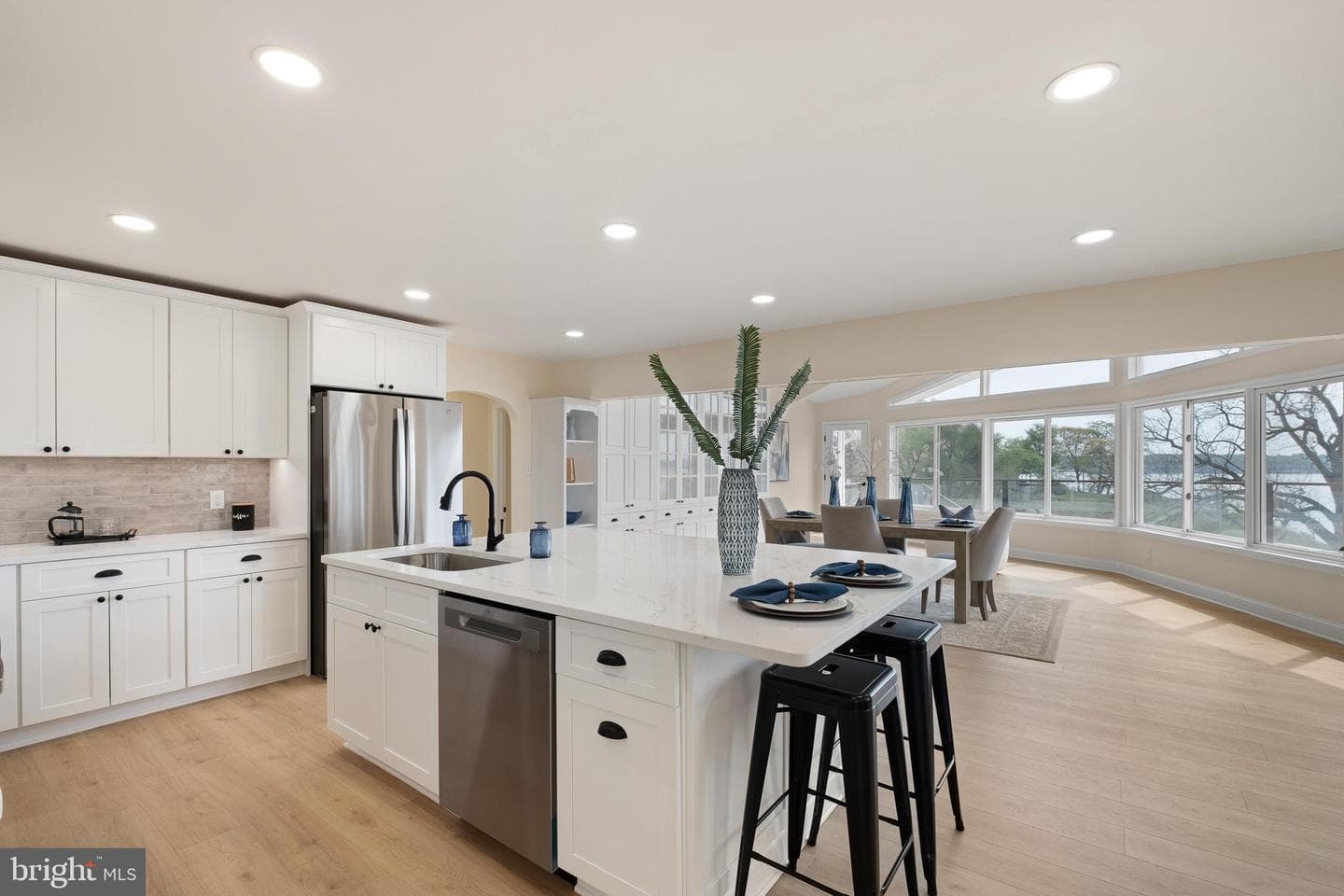 192 Rolling Avenue photo 18