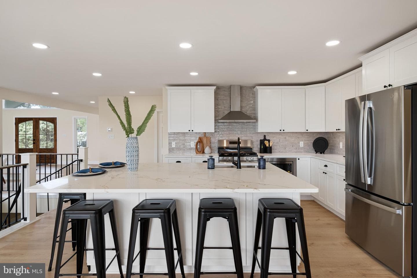 192 Rolling Avenue photo 19