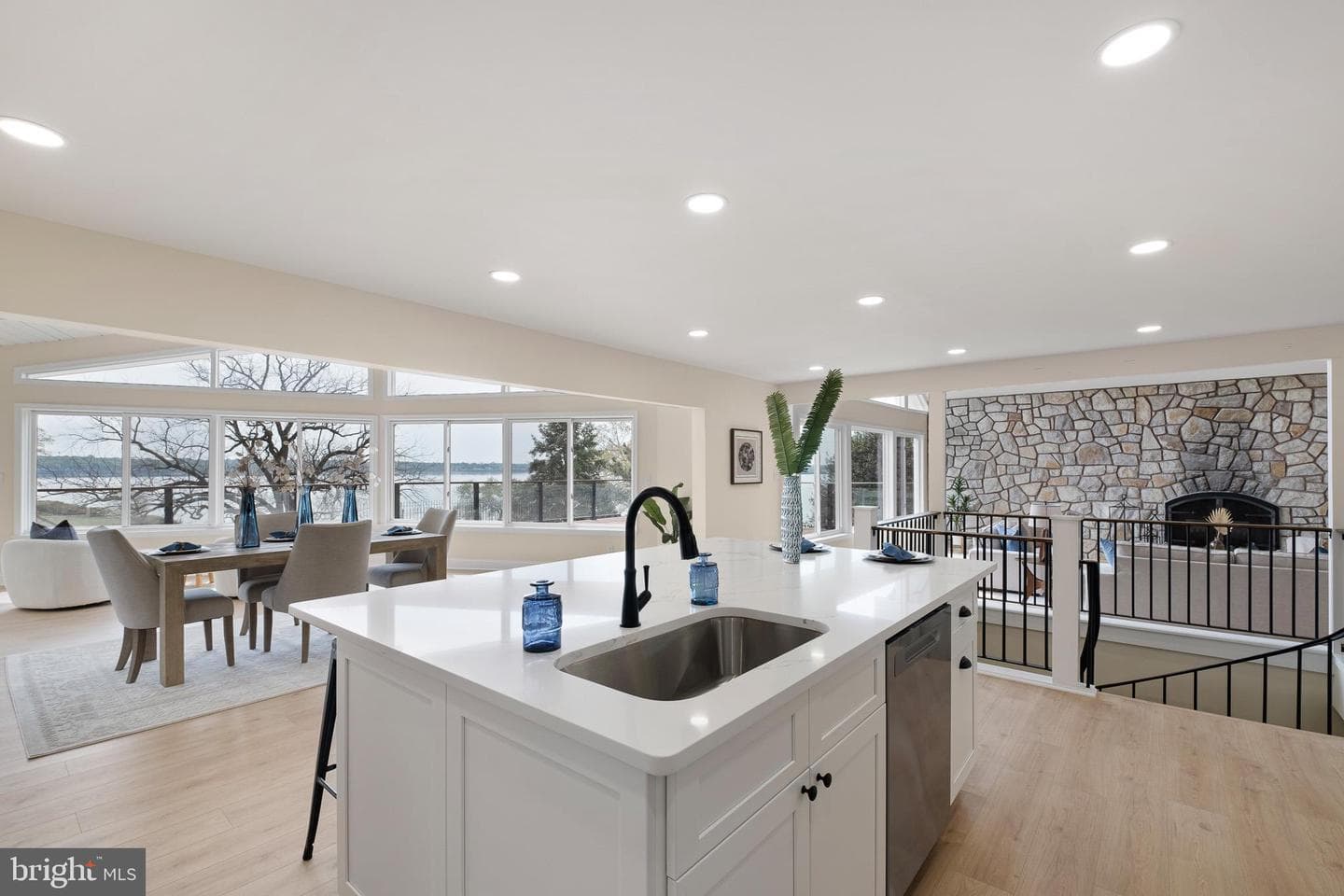 192 Rolling Avenue photo 21