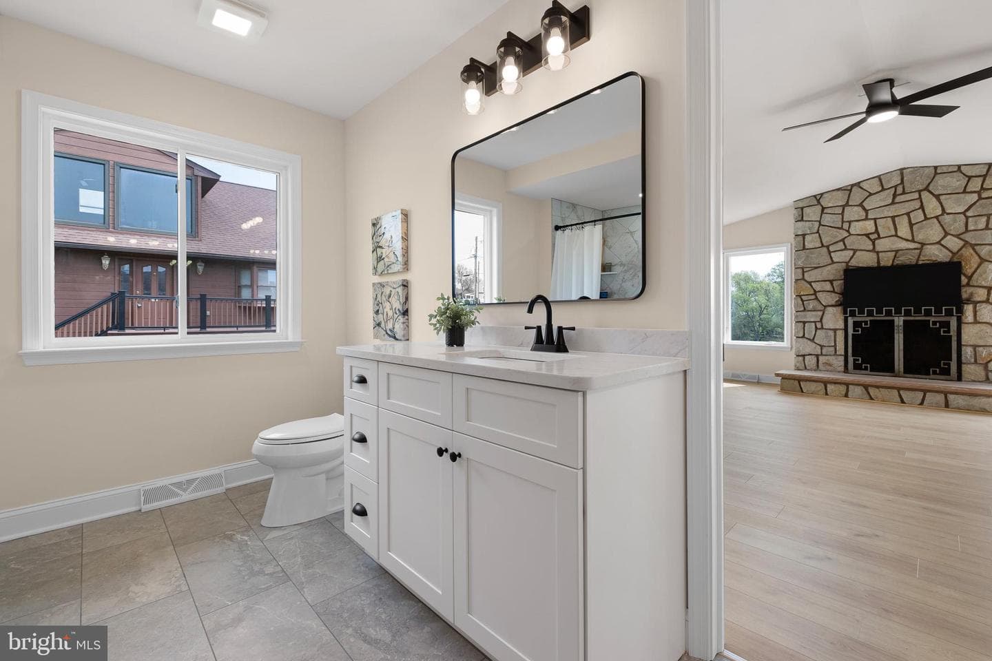 192 Rolling Avenue photo 32