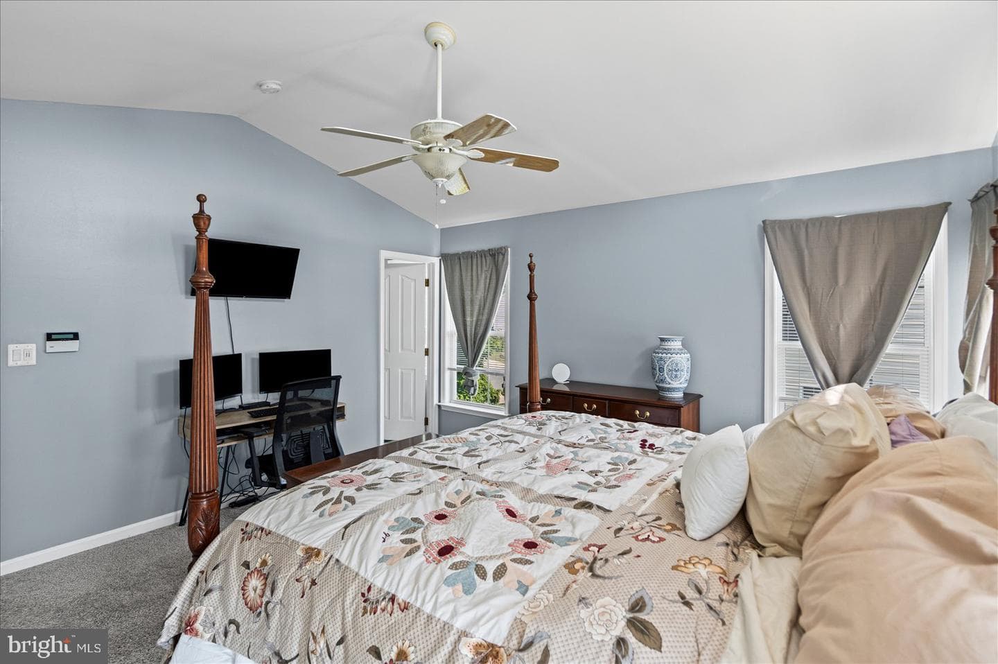 111 Cove Point Way photo 26