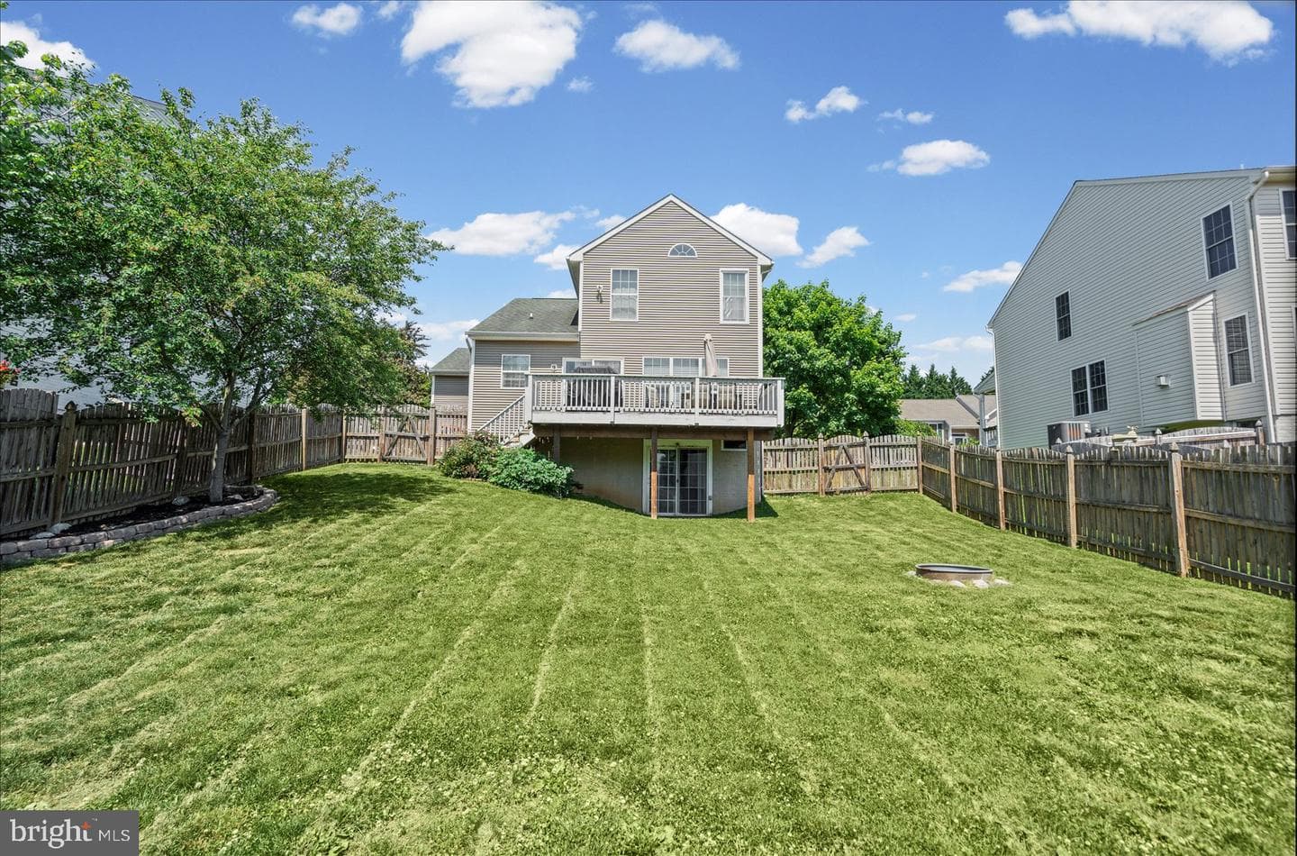 111 Cove Point Way photo 3