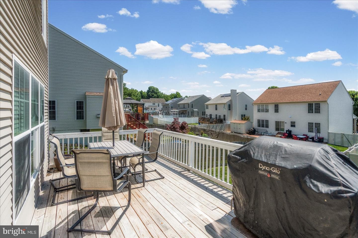 111 Cove Point Way photo 33