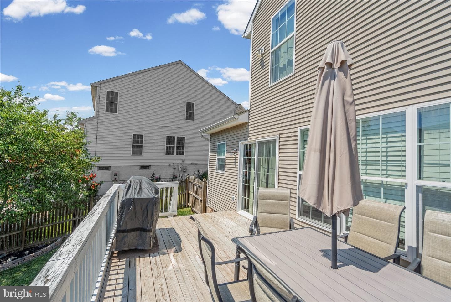 111 Cove Point Way photo 34