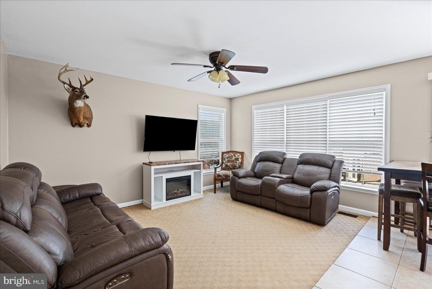 111 Cove Point Way photo 5