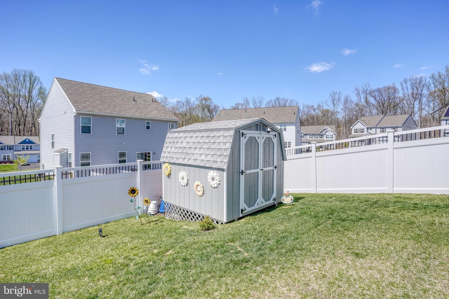 111 Fred Drive photo 16
