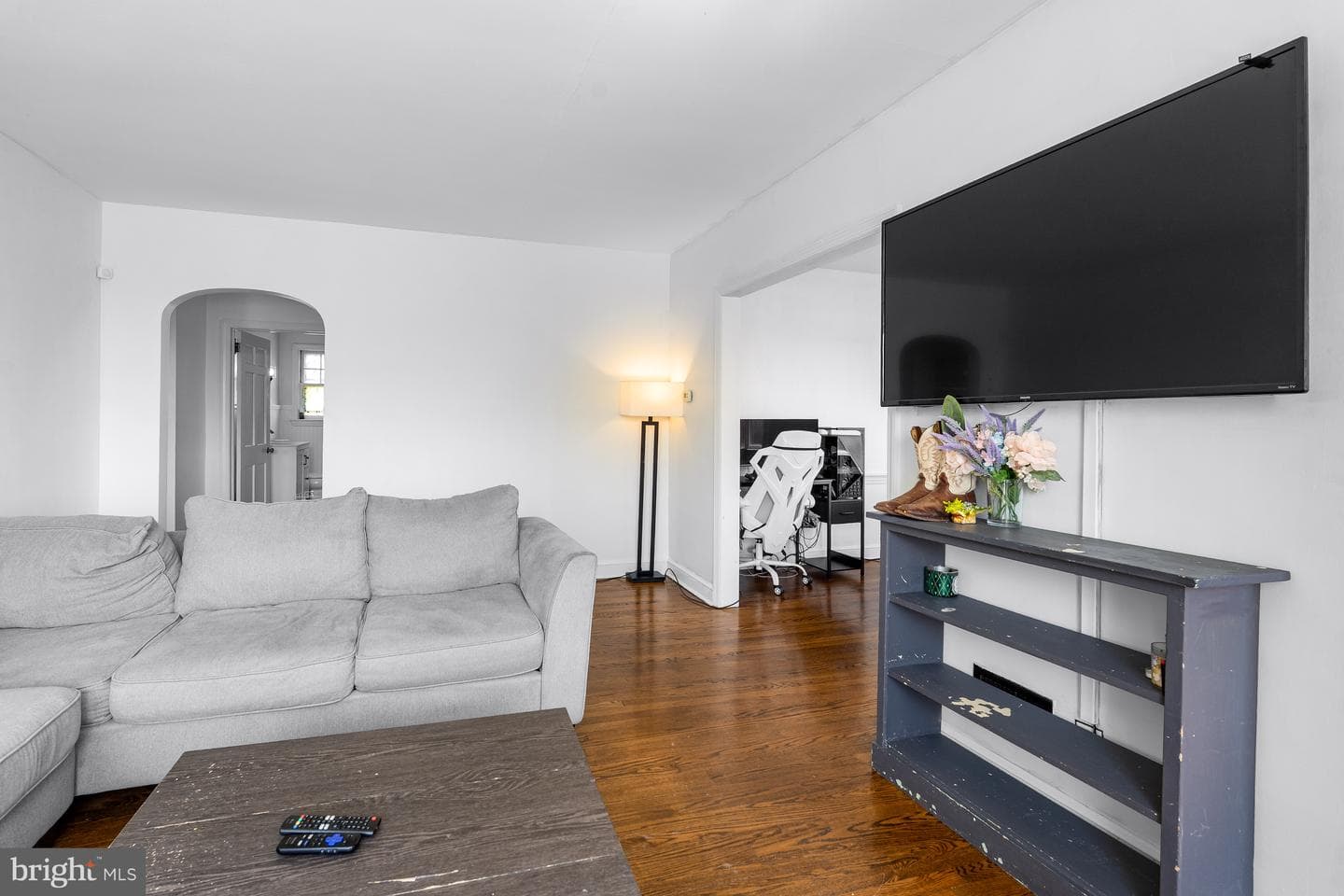 5987 Telegraph Road photo 15