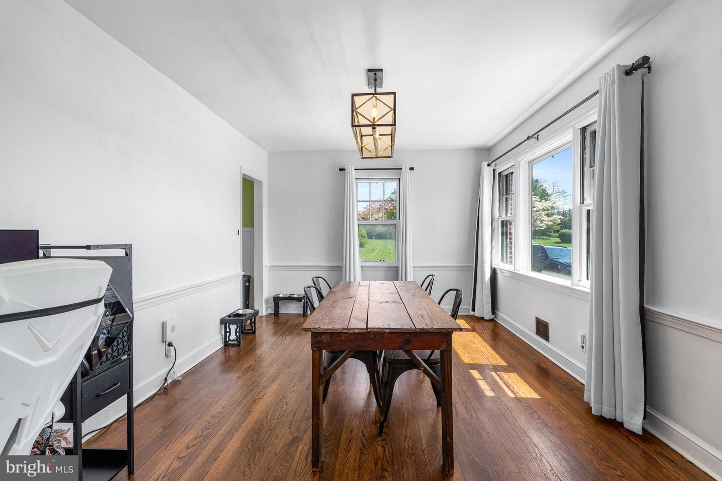 5987 Telegraph Road photo 18