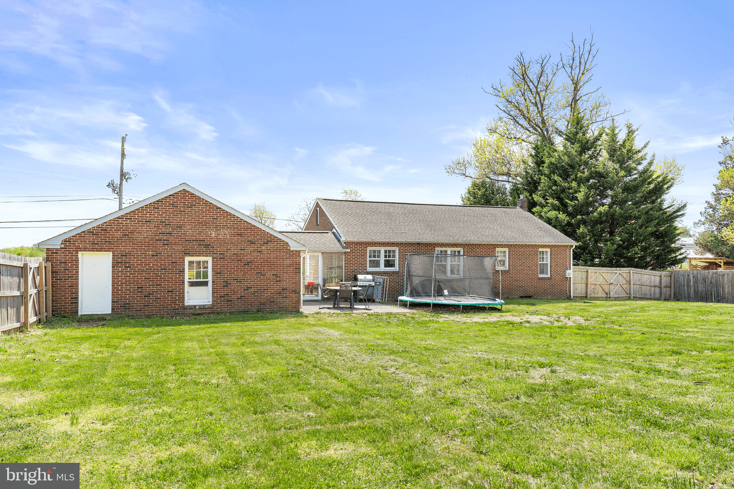 5987 Telegraph Road photo 28