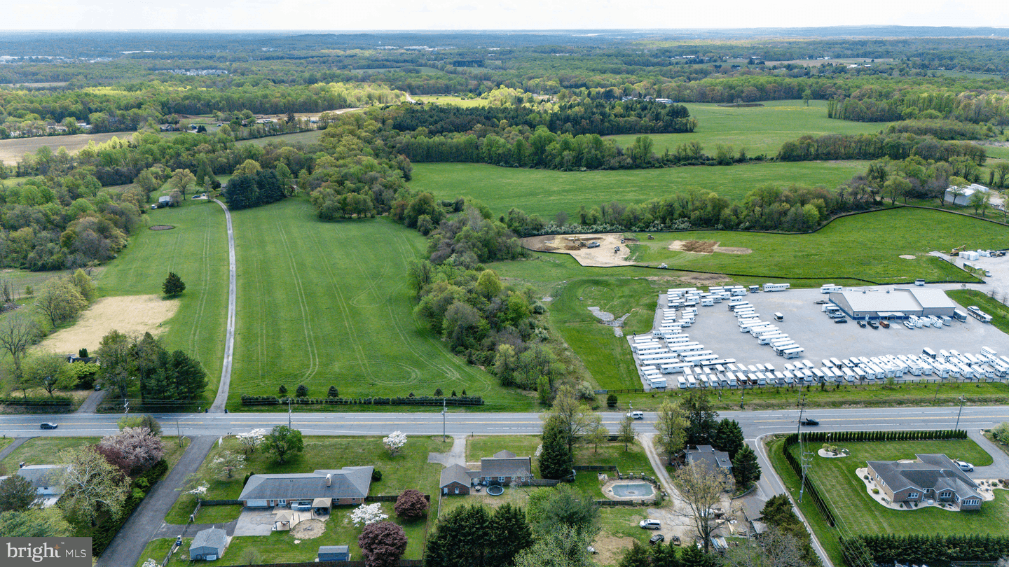 5987 Telegraph Road photo 7