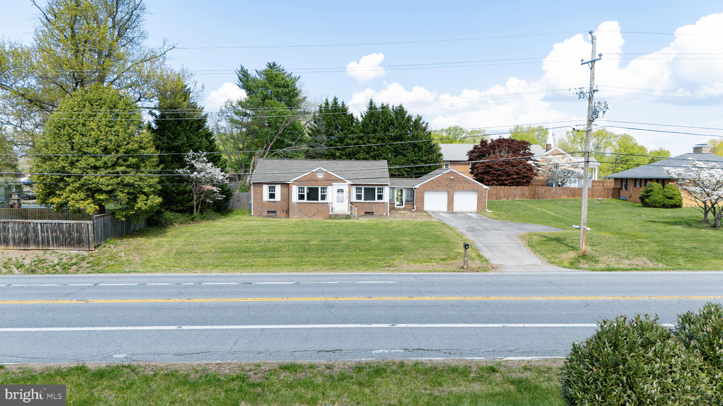 5987 Telegraph Road photo 9