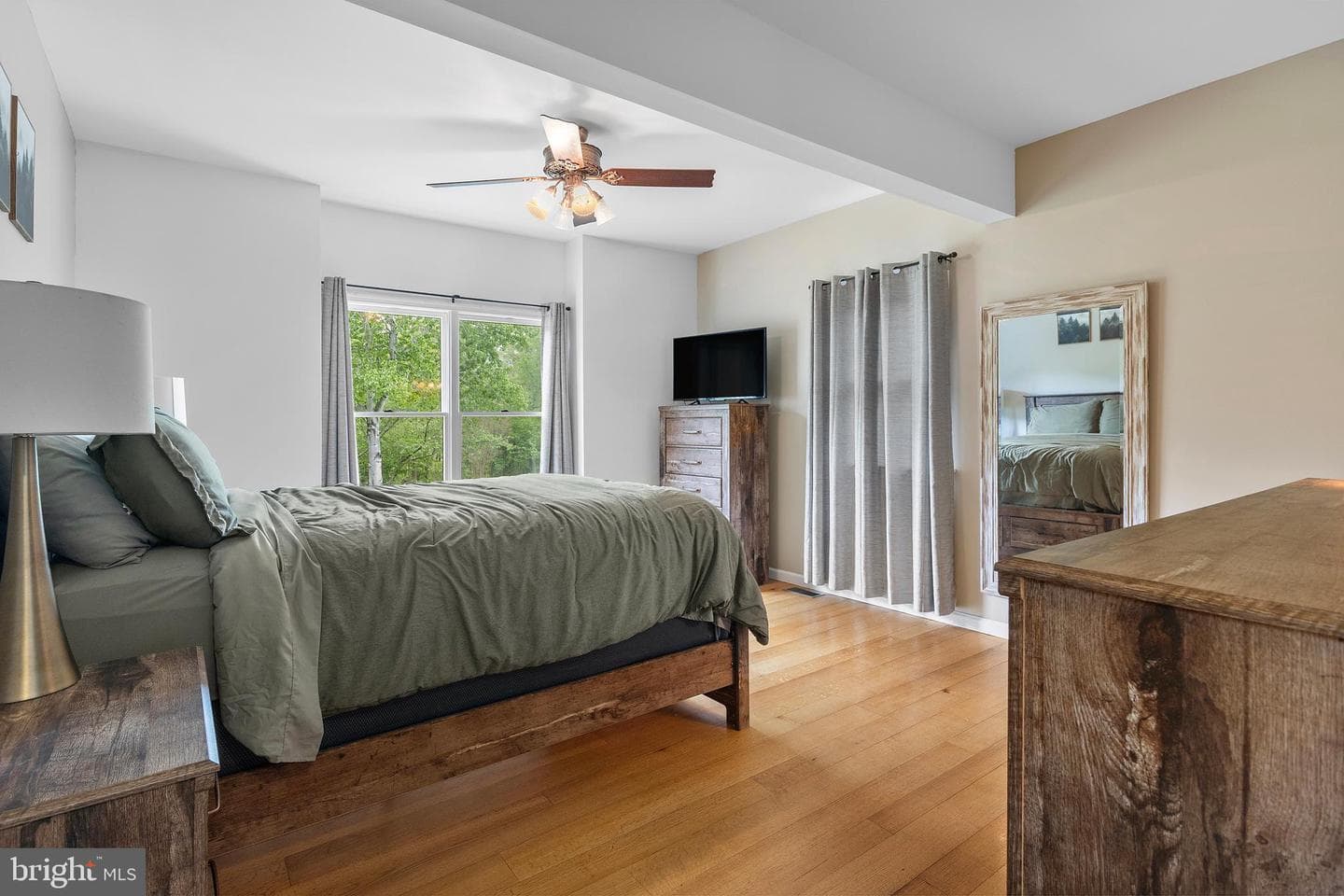 143 Clemencia Road photo 20