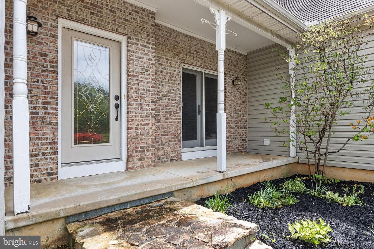 143 Clemencia Road photo 4