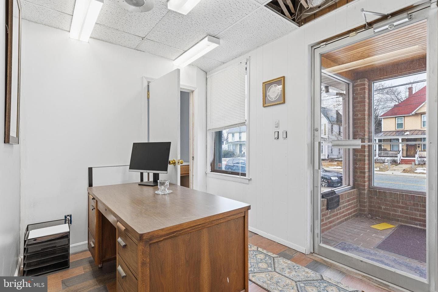 212 W Main Street photo 3