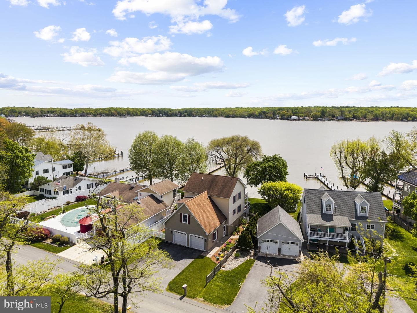 94 Crescent Lane, Elkton