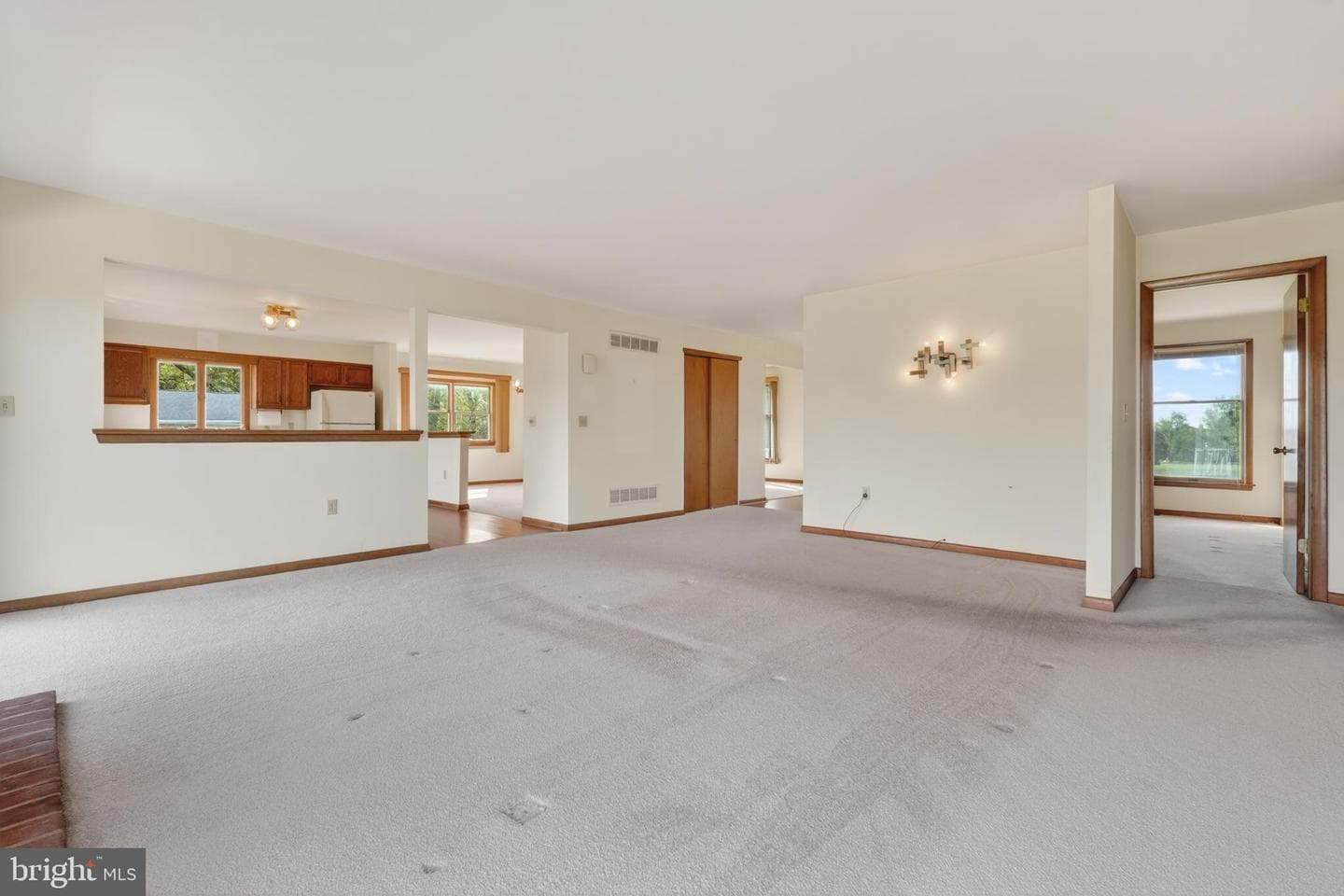 9 Drake Road photo 12