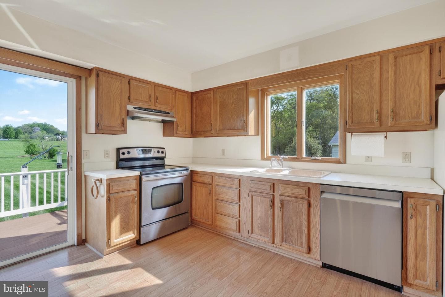 9 Drake Road photo 4