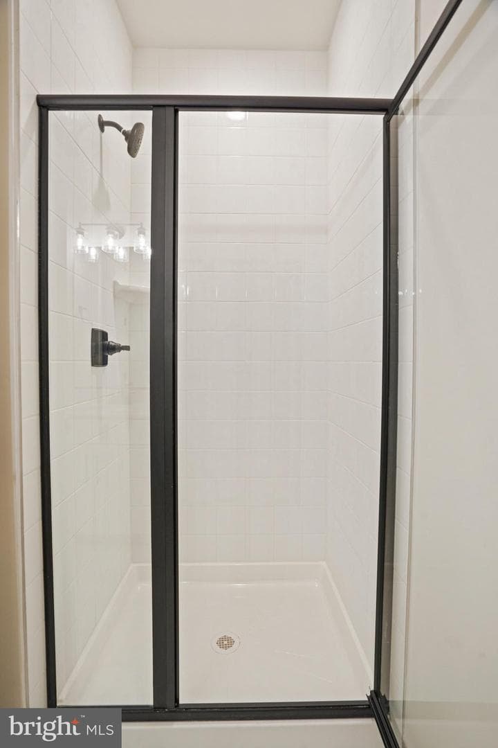 120 Catalpa Drive photo 10