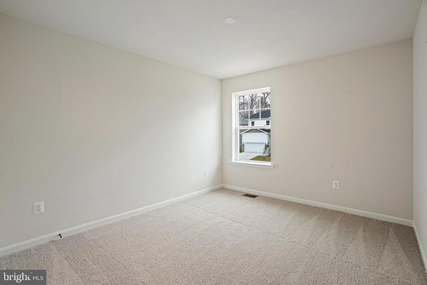 120 Catalpa Drive photo 26