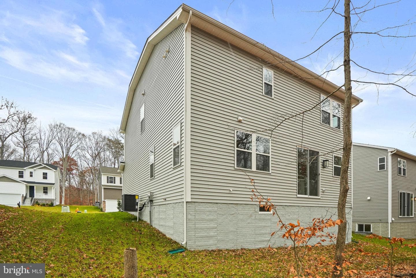 120 Catalpa Drive photo 46