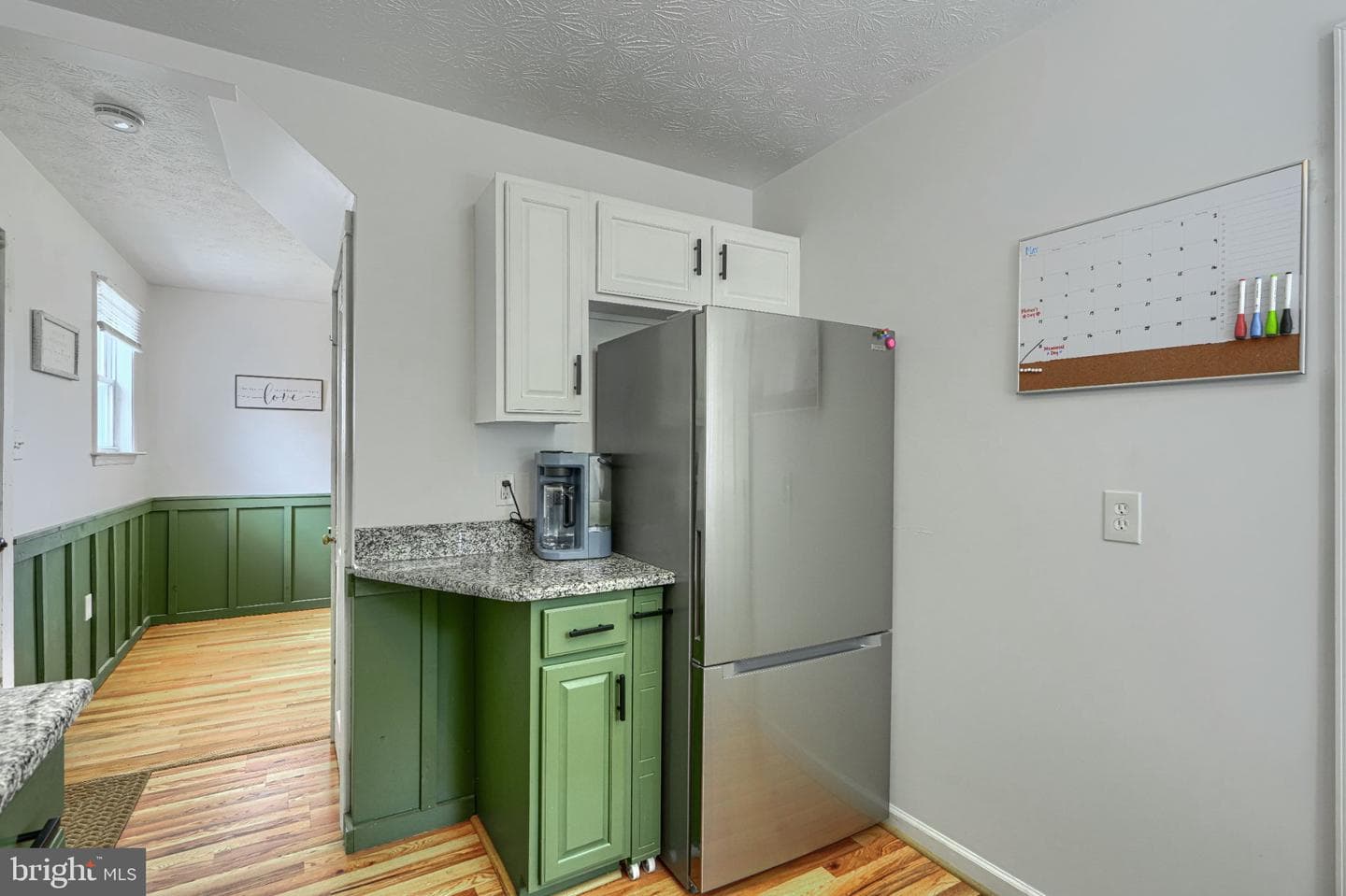 110 W Pearl Street photo 14